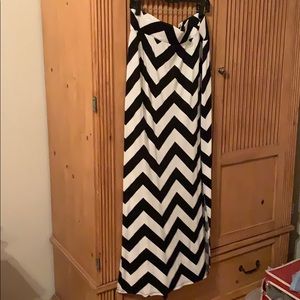 a.n.a Skirts - Black/white chevron skirt a.n.a Skirts - Black/white chevron skirt